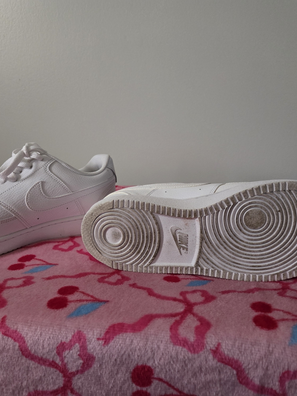 Nike Air Force 1- White Low-Top Sneakers - Picture 3 of 5